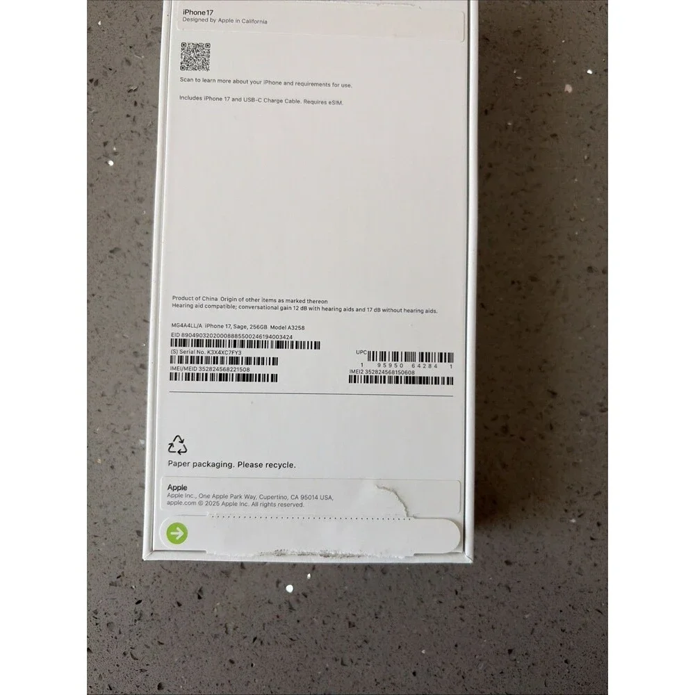 Apple iPhone 17 Sage 256 Gb (No Phone - Box Only)